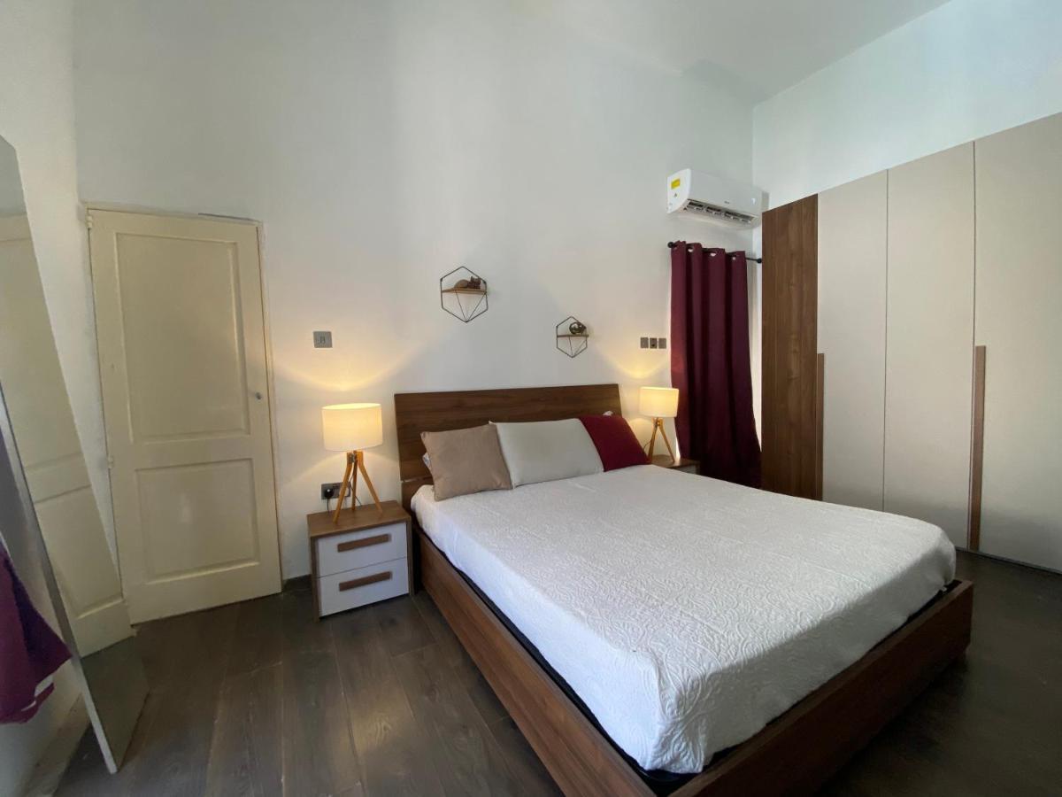 Blue Waters Town House Apartment Tarxien Exterior photo